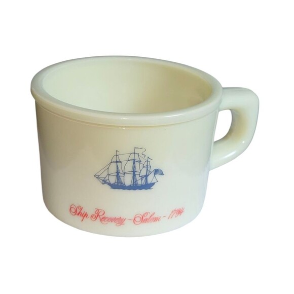 Old Spice VTG Red White Blue Ship Recovery Salem 1974 Shaving Mug 4.5"X3.5"X2.5" - Picture 1 of 8